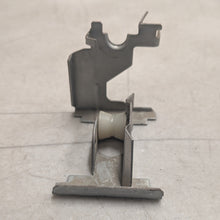 GARAGE SALE - Levolor Metal Cradles for Older 2